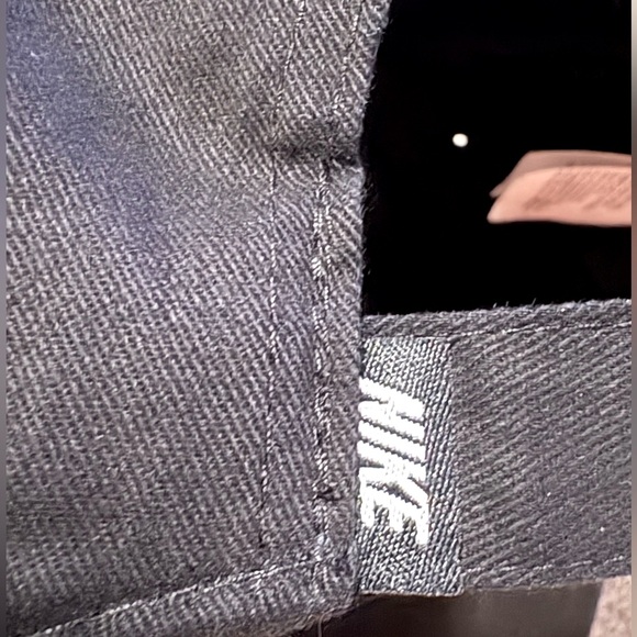 Nike - Kids - Baseball Cap - Picture 8 of 10